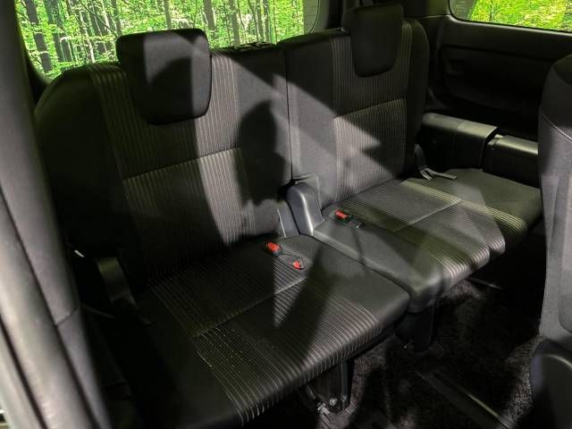 Toyota VOXY 2018-07 188380-10