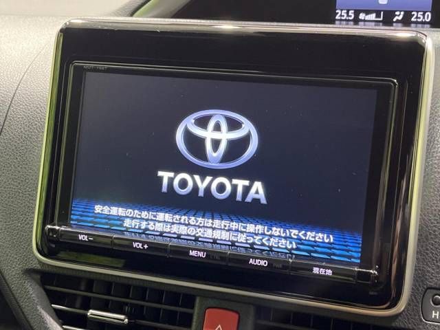 Toyota VOXY 2018-07 188380-2