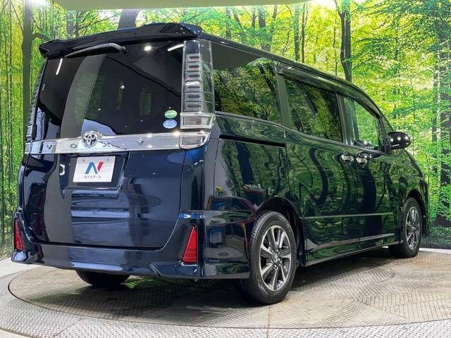 Toyota VOXY 2018-07 188380-14