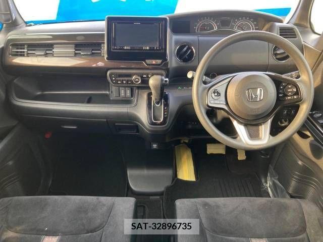 Honda N BOX CUSTOM 2018-01 254783-1