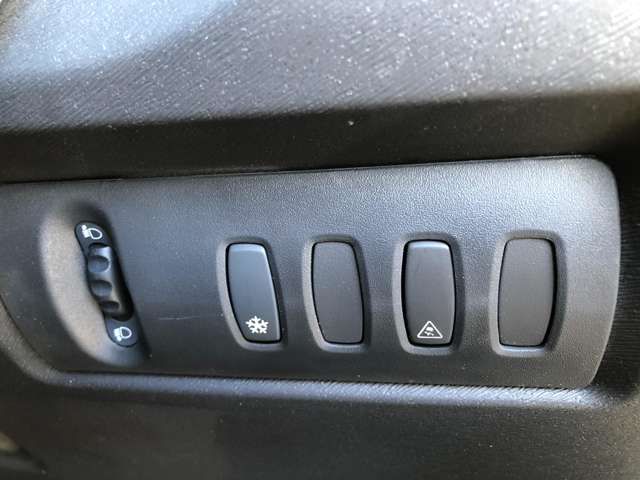 Renault KANGOO 2015-09 18018-17
