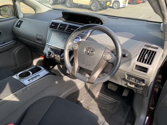 Toyota PRIUS ALPHA 2014-02 191456-14