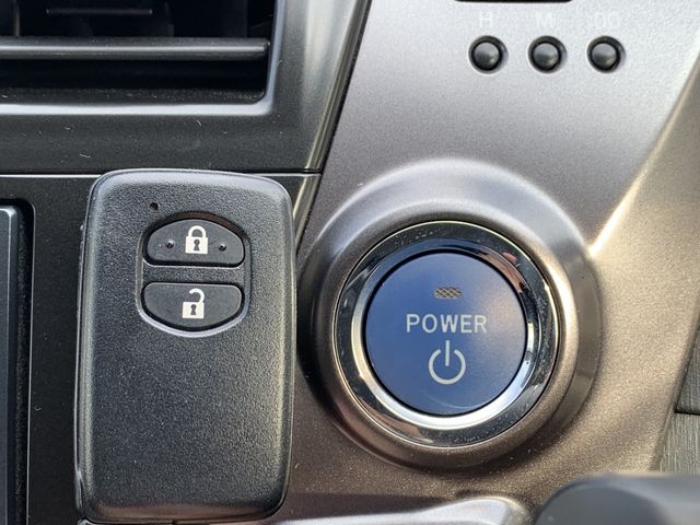 Toyota PRIUS ALPHA 2014-02 191456-29