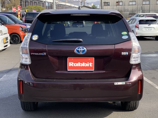 Toyota PRIUS ALPHA 2014-02 191456-2