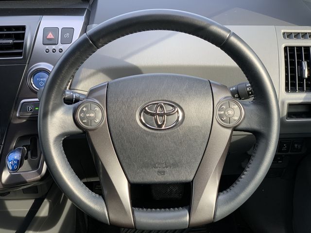 Toyota PRIUS ALPHA 2014-02 191456-20