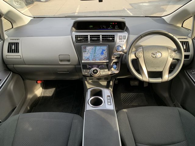Toyota PRIUS ALPHA 2014-02 191456-1