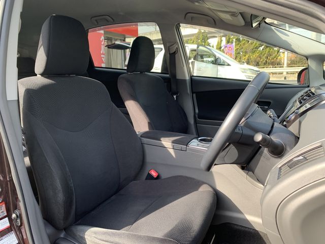 Toyota PRIUS ALPHA 2014-02 191456-15