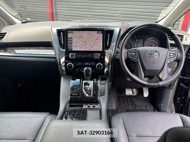 Toyota VELLFIRE 2019-03 342820-1