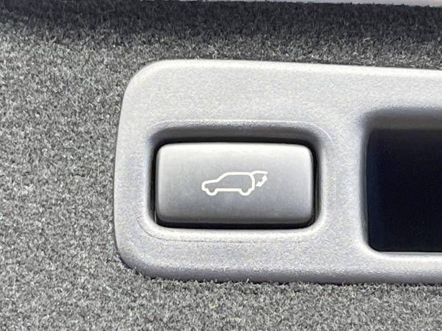 Toyota HARRIER 2017-07 4496-6