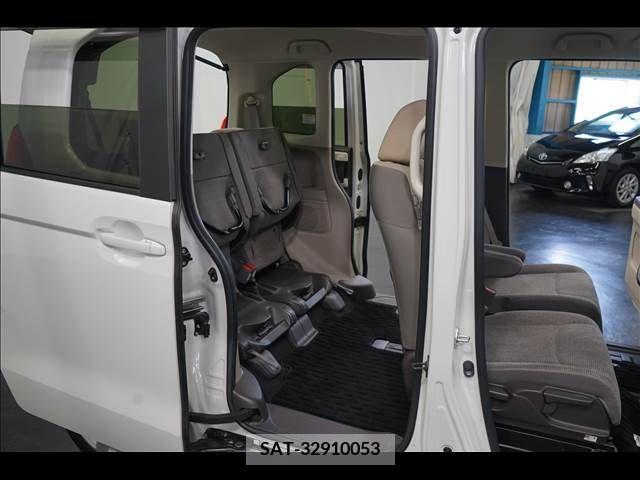 Honda N BOX 2019-08 352653-7