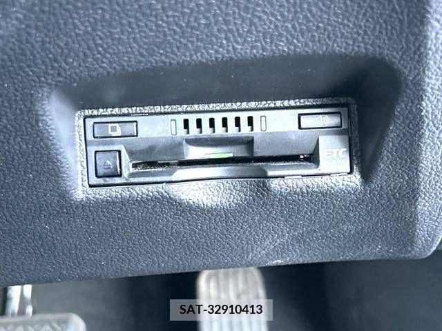 Toyota PRIUS 2017-01 282294-6