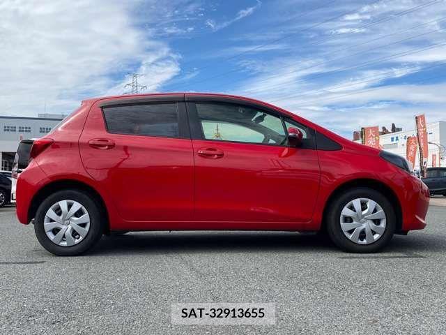 Toyota VITZ 2014-11 252085-3
