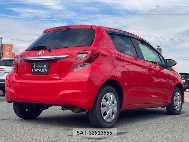 Toyota VITZ 2014-11 252085-4