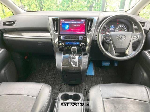 Toyota VELLFIRE 2017-09 332443-1