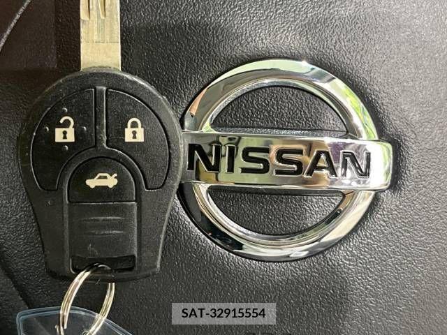 Nissan LATIO 2013-07 342001-7