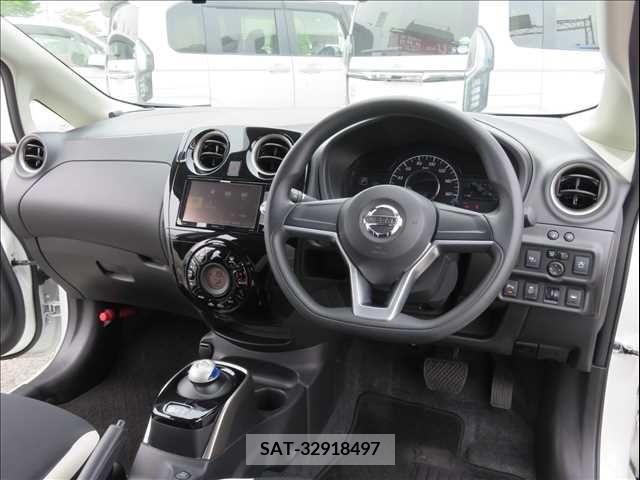 Nissan NOTE 2019-03 280132-1