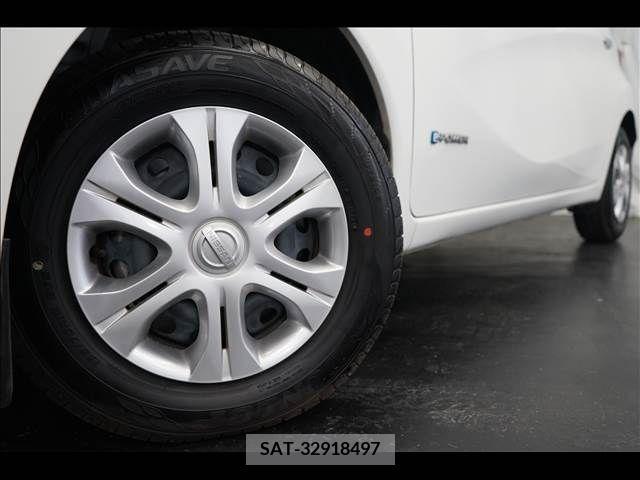 Nissan NOTE 2019-03 280132-3