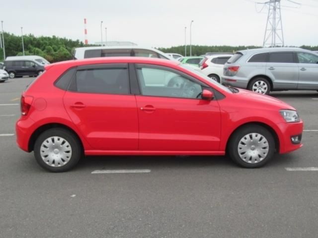 VolksWagen POLO 2010-10 188748-3