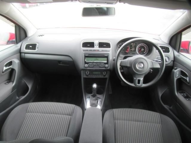 VolksWagen POLO 2010-10 188748-2