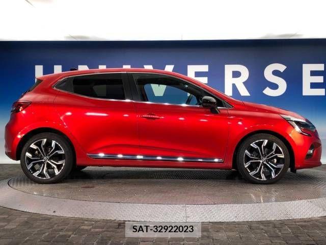 Renault LUTECIA 2022-05 216779-19