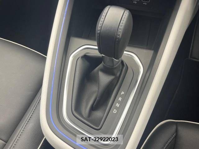 Renault LUTECIA 2022-05 216779-11