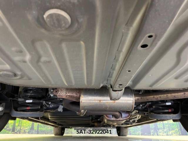 Toyota VOXY 2018-04 394969-19