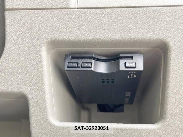Daihatsu TANTO 2017-07 310238-7