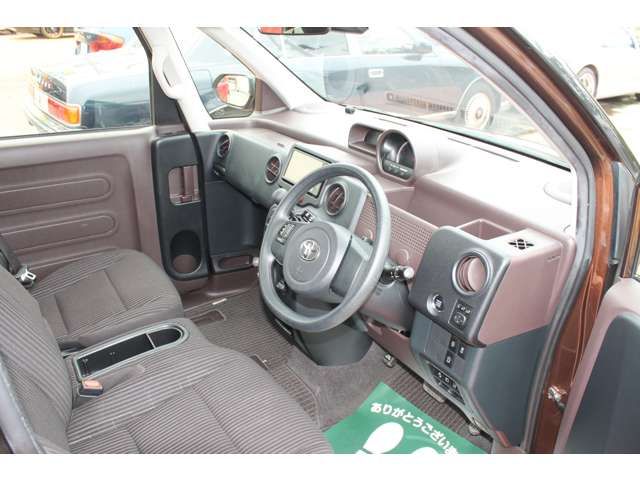 Toyota PORTE 2017-12 7165-19