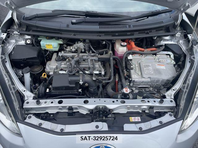 Toyota AQUA 2017-10 356286-5