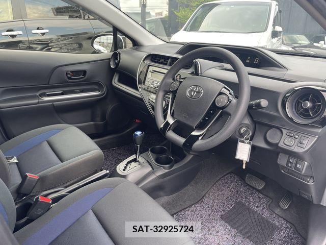 Toyota AQUA 2017-10 356286-21