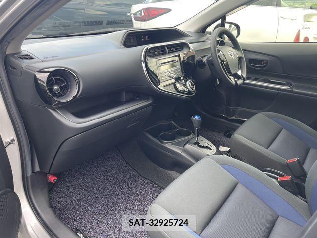 Toyota AQUA 2017-10 356286-23