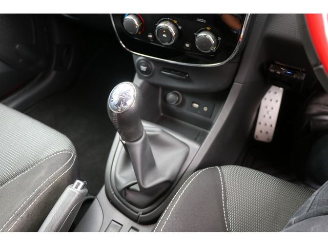 Renault LUTECIA 2015-02 183109-5