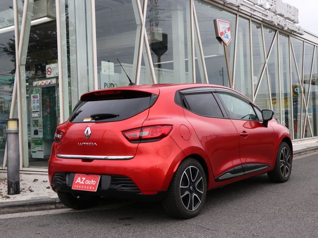 Renault LUTECIA 2015-02 183109-2