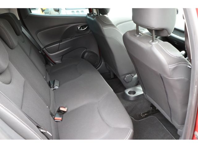 Renault LUTECIA 2015-02 183109-11