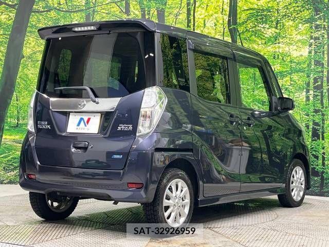 Nissan DAYZ 2014-03 390399-17