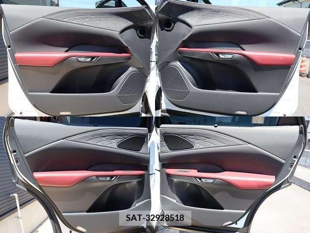 Lexus RX 2023-01 388395-25