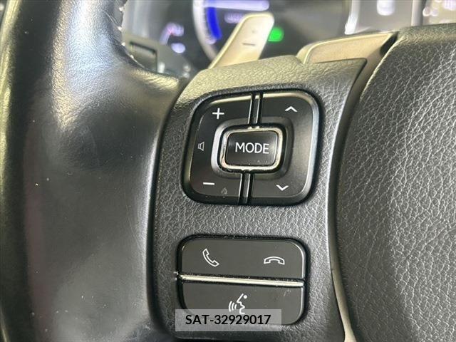 Lexus IS 2017-03 297911-27