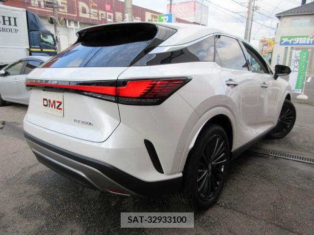 Lexus RX 2023-11 354221-5