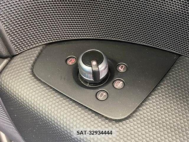 Audi TT 2013-06 261391-10