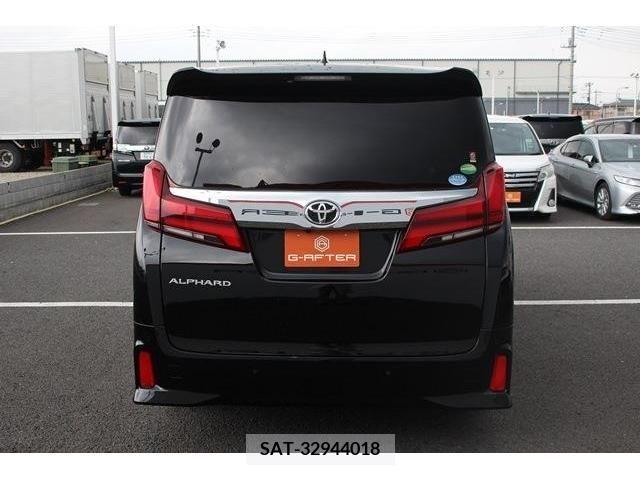 Toyota ALPHARD 2018-04 282257-9