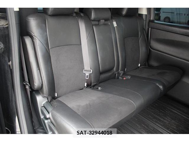 Toyota ALPHARD 2018-04 282257-15