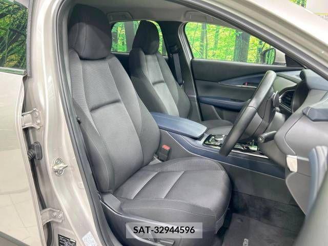Mazda CX-30 2022-10 265587-8