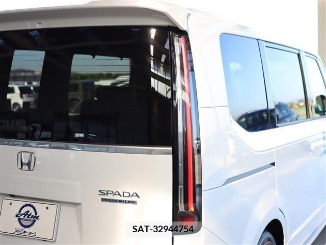 Honda e 2023-10 372029-8