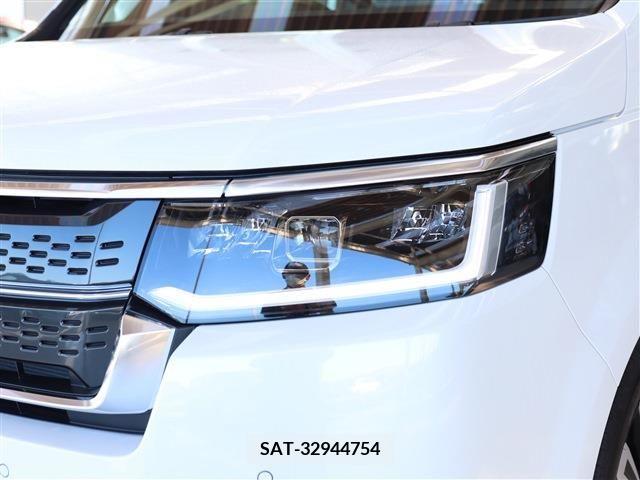 Honda e 2023-10 372029-7