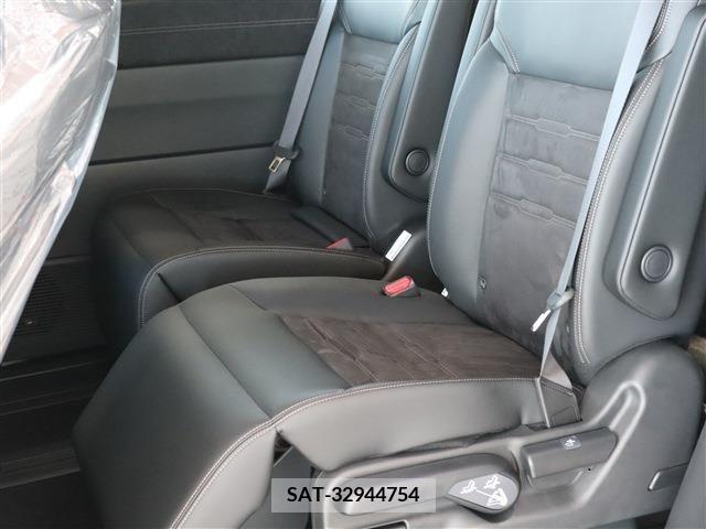 Honda e 2023-10 372029-29