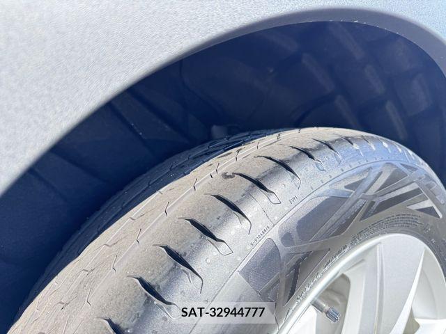 Volvo XC40 2024-04 370261-11