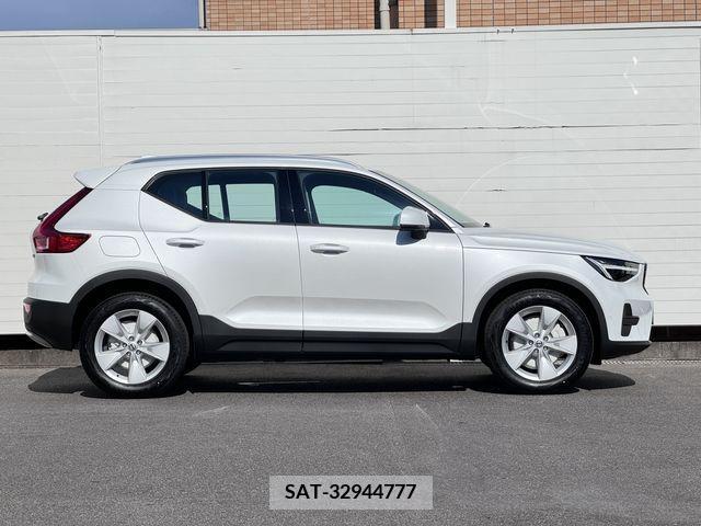 Volvo XC40 2024-04 370261-18