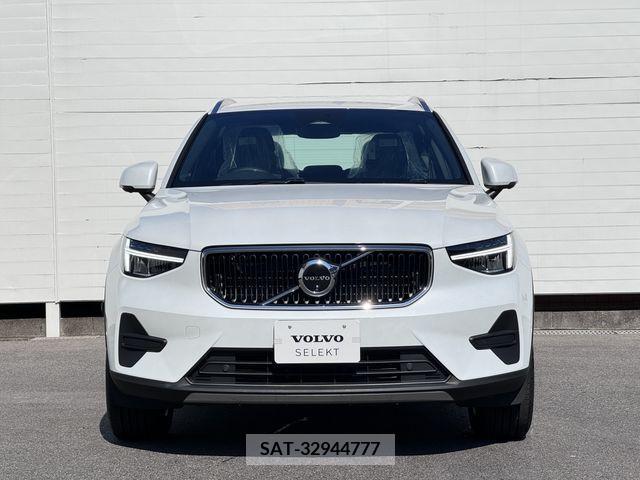 Volvo XC40 2024-04 370261-1