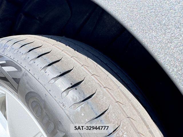 Volvo XC40 2024-04 370261-21