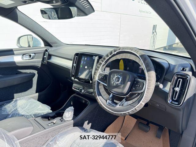 Volvo XC40 2024-04 370261-23